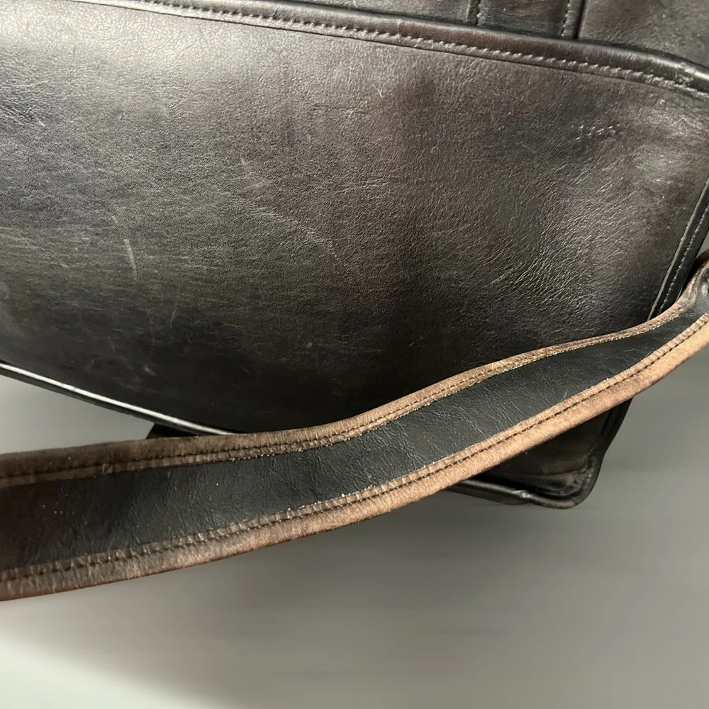Coach Vintage Leather Essex Briefcase Messenger Bag Unisex - Picture 7 of 10